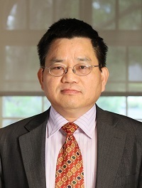 丁振卿 教授圖片