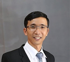 覃鑫富 助理教授圖片